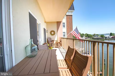 Exterior - 302 Academy St #301A, Cambridge, MD 21613 photo 2 of 5