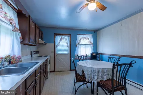 304 Collins Ave, Hurlock, MD 21643 photo 36