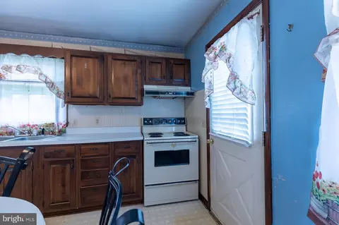 304 Collins Ave, Hurlock, MD 21643 photo 37
