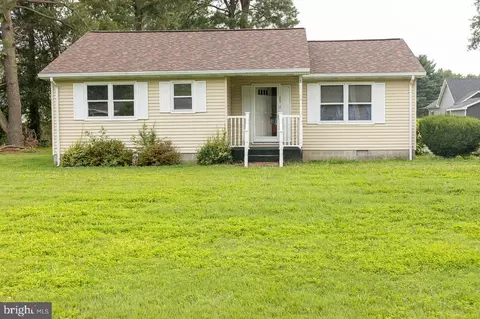 304 Collins Ave, Hurlock, MD 21643 photo 3
