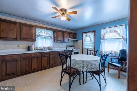 304 Collins Ave, Hurlock, MD 21643 photo 32