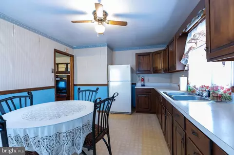 304 Collins Ave, Hurlock, MD 21643 photo 33