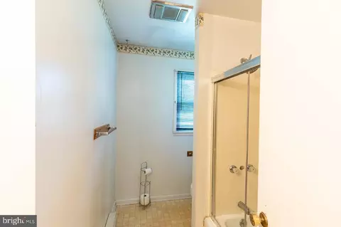 304 Collins Ave, Hurlock, MD 21643 photo 19