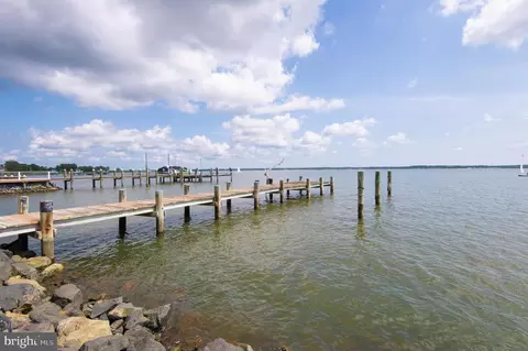 View/Area - 1 W End Ave, Cambridge, MD 21613 photo 2 of 7