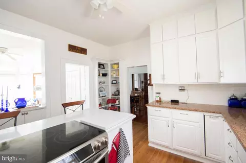 Kitchen - 1 W End Ave, Cambridge, MD 21613 photo 3 of 3