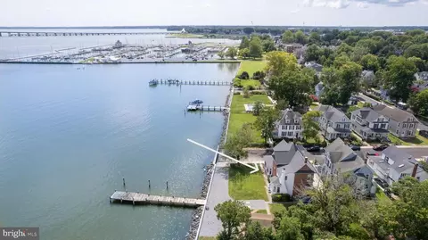 View/Area - 1 W End Ave, Cambridge, MD 21613 photo 4 of 7