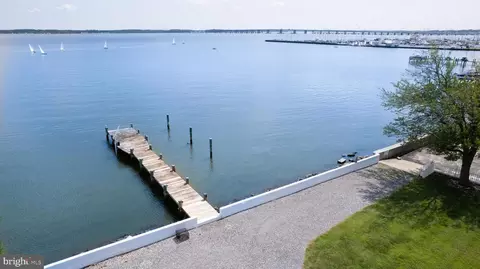 View/Area - 1 W End Ave, Cambridge, MD 21613 photo 1 of 7