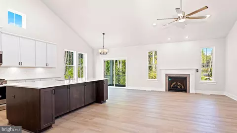 Living - 2717 Marsh Elder Rd, Cambridge, MD 21613 photo 2 of 2