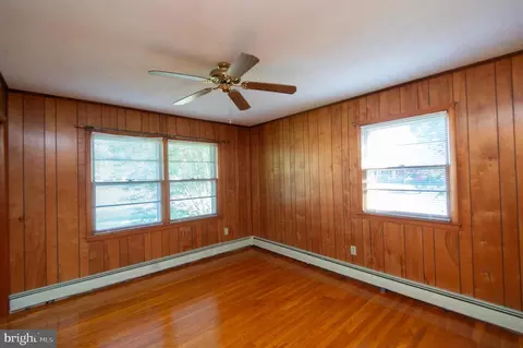 Bedroom - 2 Algonquin Rd, Cambridge, MD 21613 photo 2 of 4