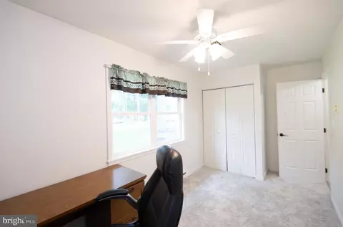 Bedroom - 5302 River Dr, Cambridge, MD 21613 photo 7 of 8