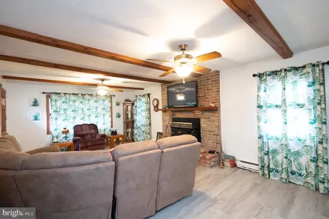 Living - 5302 River Dr, Cambridge, MD 21613 photo 1 of 1