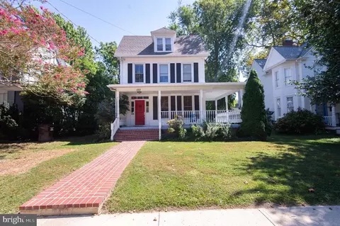 122 Vue De Leau St, Cambridge, MD 21613