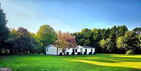 4208 Ridge Crest Rd, Hurlock, MD 21643