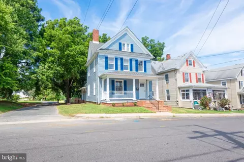 705 Peachblossom Ave, Cambridge, MD 21613