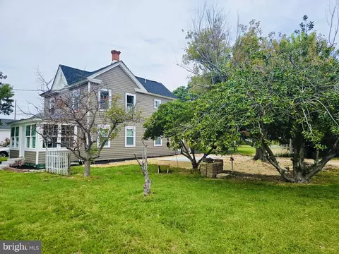 2527 Old House Point Rd, Fishing Creek, MD 21634