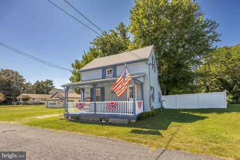 108 Church St, Vienna, MD 21869