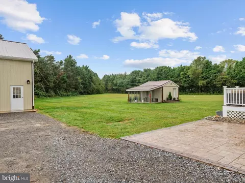 Exterior - 4311 E Pheasant Dr, Hurlock, MD 21643 photo 7 of 11