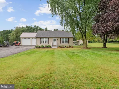 4311 E Pheasant Dr, Hurlock, MD 21643