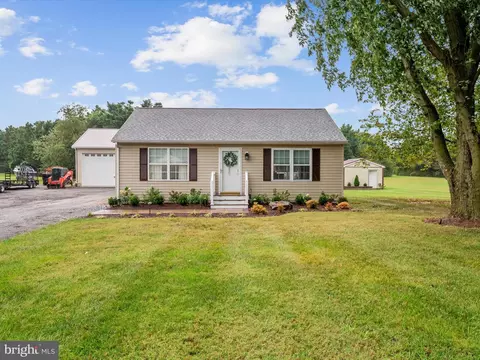 Exterior - 4311 E Pheasant Dr, Hurlock, MD 21643 photo 6 of 11