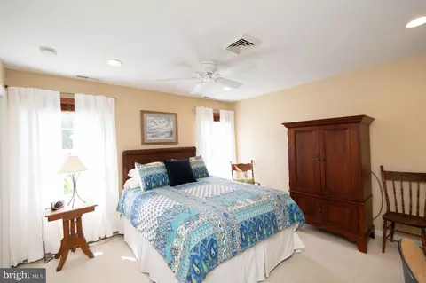Bedroom - 412 Talbot Ave, Cambridge, MD 21613 photo 1 of 6