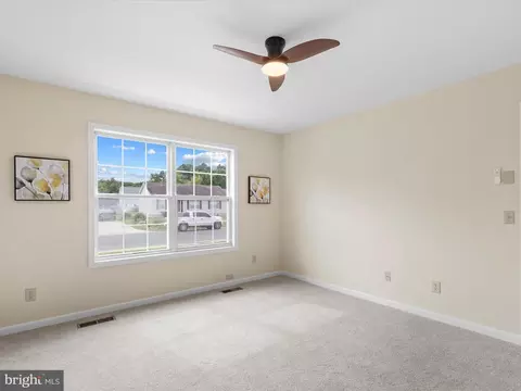 Bedroom - 1117 High St, Cambridge, MD 21613 photo 1 of 10