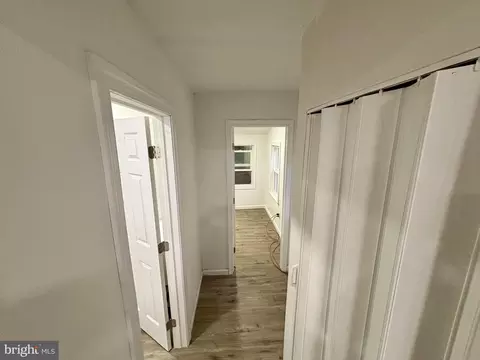 Entry Way - 802 Fairmount Ave, Cambridge, MD 21613 photo 2 of 4