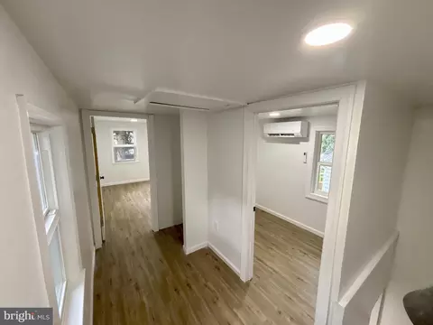 Entry Way - 802 Fairmount Ave, Cambridge, MD 21613 photo 3 of 4