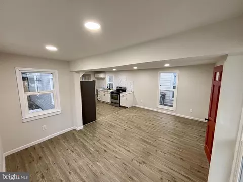 Living - 802 Fairmount Ave, Cambridge, MD 21613 photo 2 of 2