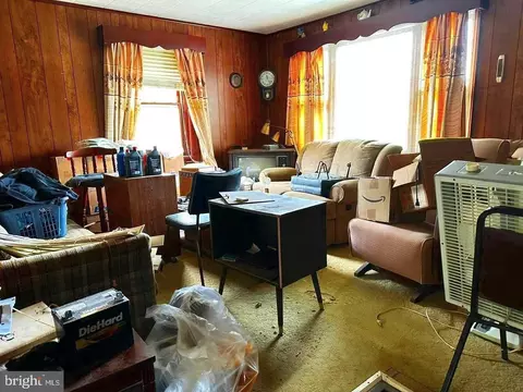 4713 Jackson St, Hurlock, MD 21643 photo 2