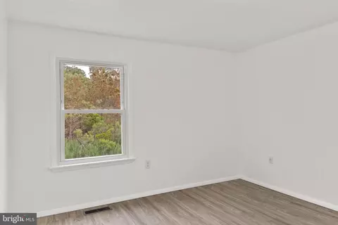 Bedroom - 921 Parsons Dr, Madison, MD 21648 photo 3 of 6