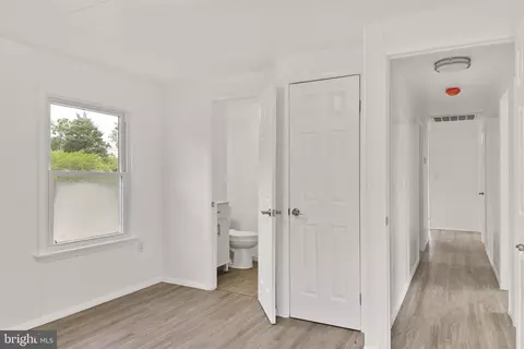 Entry Way - 921 Parsons Dr, Madison, MD 21648 photo 2 of 4