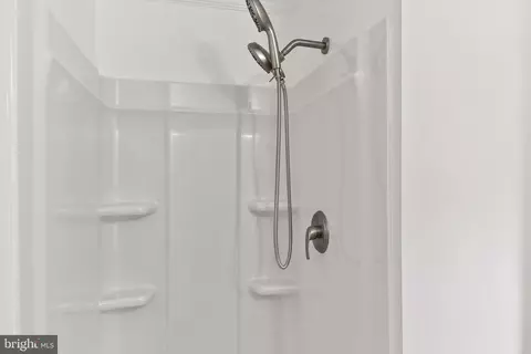 Bath - 921 Parsons Dr, Madison, MD 21648 photo 3 of 6