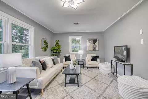 Other - 18 Oak St, Cambridge, MD 21613 photo 2 of 12