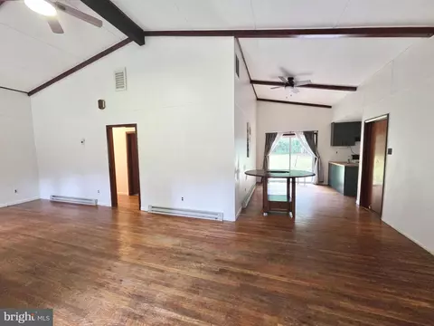 Entry Way - 2250 Key Wallace Dr, Cambridge, MD 21613 photo 1 of 2