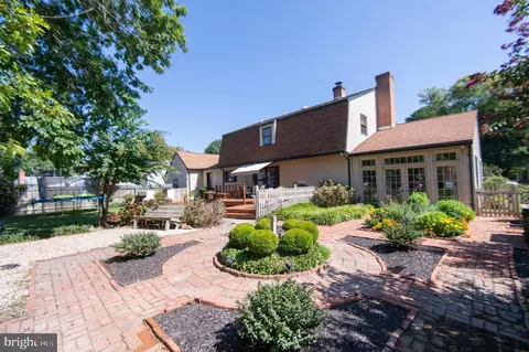 Exterior - 11 Shawnee Rd, Cambridge, MD 21613 photo 6 of 18
