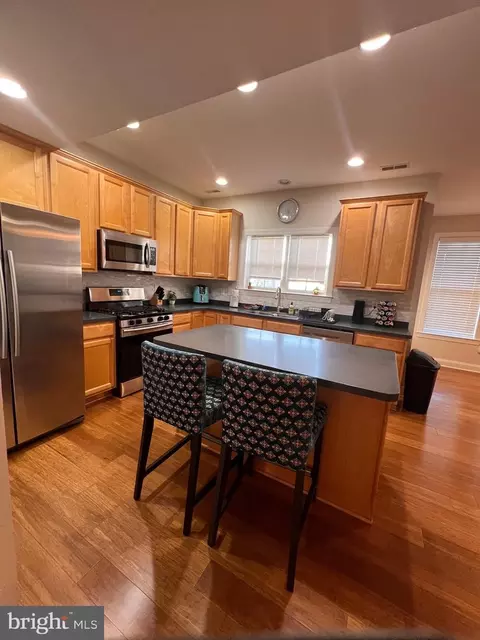 Kitchen - 123 Teal Ln, Cambridge, MD 21613 photo 4 of 5
