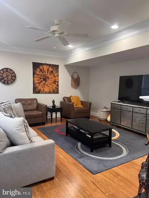 Living - 123 Teal Ln, Cambridge, MD 21613 photo 2 of 2