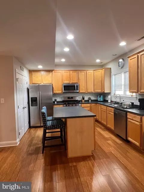 Kitchen - 123 Teal Ln, Cambridge, MD 21613 photo 1 of 5