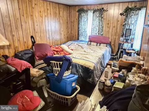 Bedroom - 623 Cross St, Cambridge, MD 21613 photo 1 of 1
