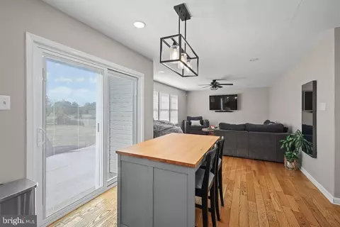 Entry Way - 4445 Rolling Acres Dr, Hurlock, MD 21643 photo 6 of 7