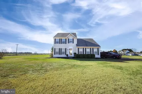 4445 Rolling Acres Dr, Hurlock, MD 21643