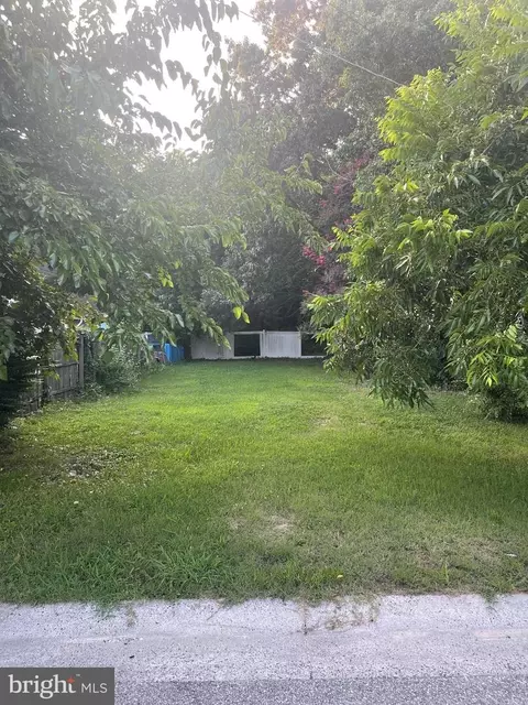 611 Hubert St, Cambridge, MD 21613