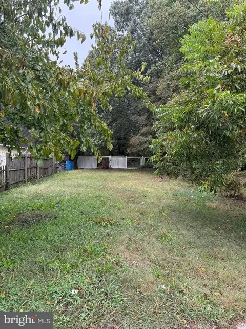 611 Hubert St, Cambridge, MD 21613 photo 2