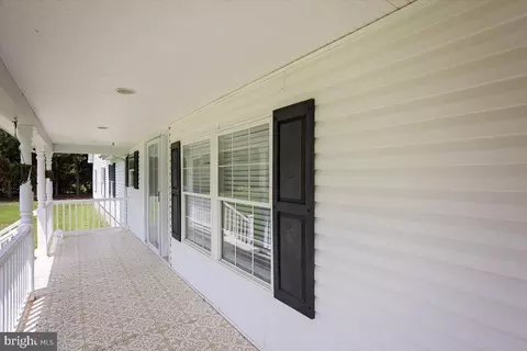Exterior - 4604 Payne Rd, Hurlock, MD 21643 photo 4 of 8
