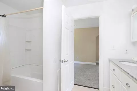 Entry Way - 4604 Payne Rd, Hurlock, MD 21643 photo 4 of 4