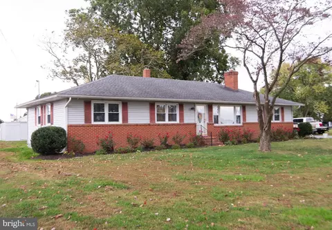 4909 Ravenwood Rd, Vienna, MD 21869