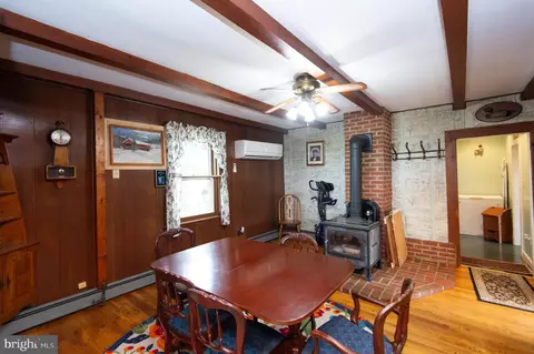 Dining - 525 Academy St, Hurlock, MD 21643 photo 1 of 3