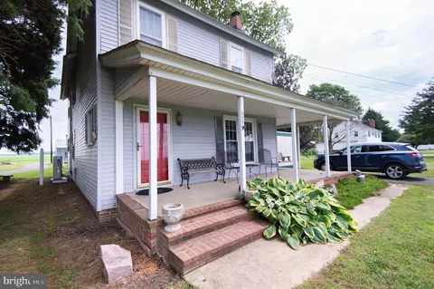 Exterior - 525 Academy St, Hurlock, MD 21643 photo 7 of 11