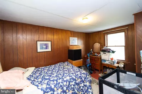 Bedroom - 525 Academy St, Hurlock, MD 21643 photo 4 of 6
