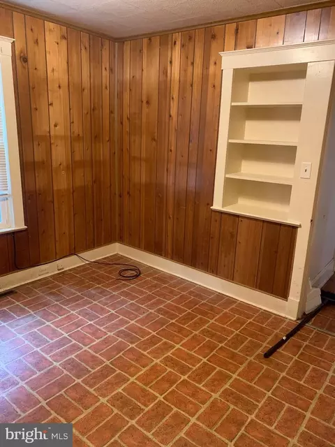 Other - 402 Oakley St, Cambridge, MD 21613 photo 3 of 6